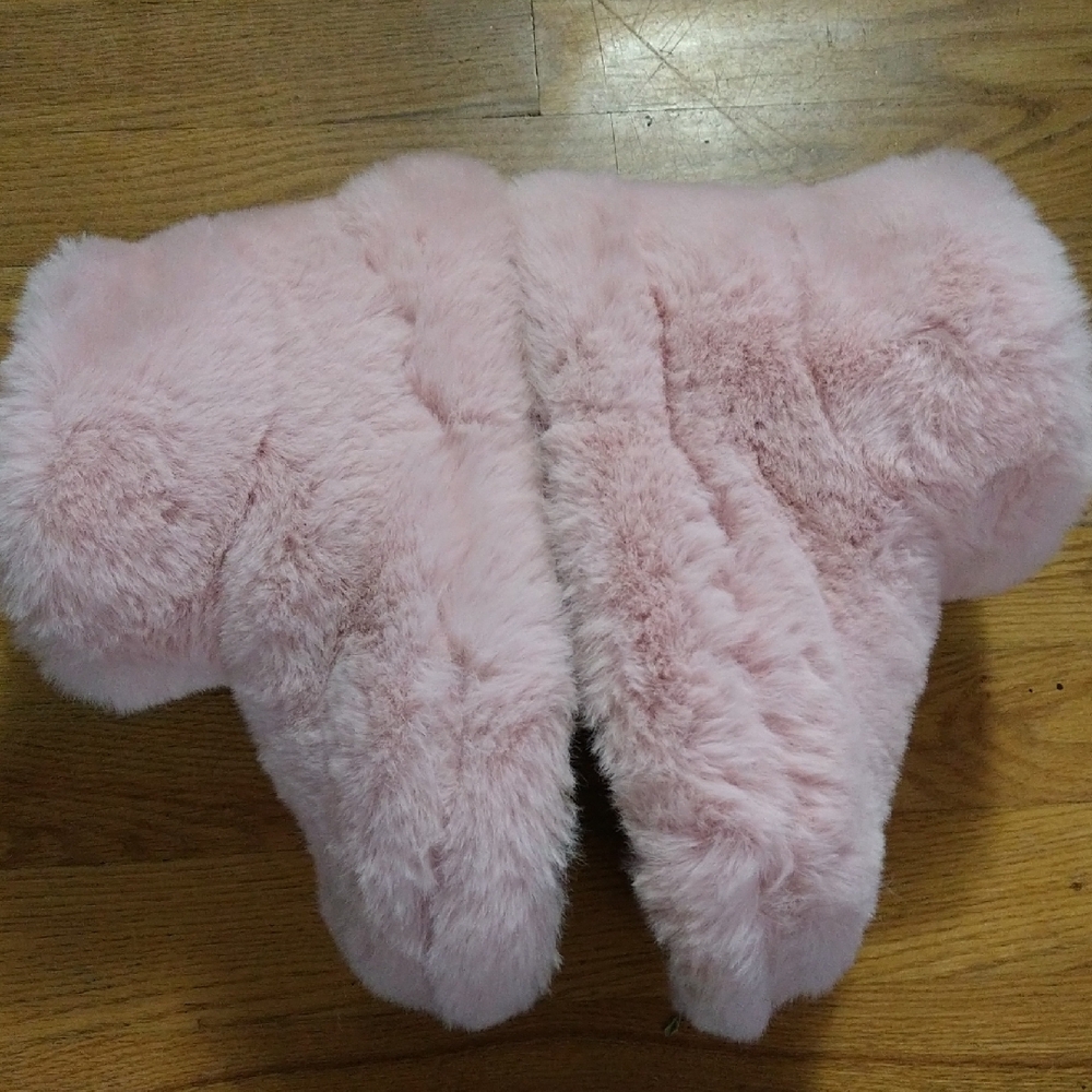 Wild Diva Plush Pink Women's Slippers - Picture 4 of 6